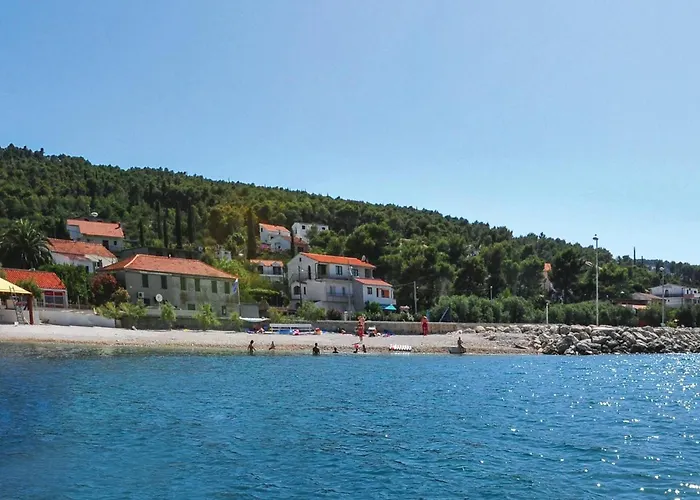 Put Vlaka Iii شقة